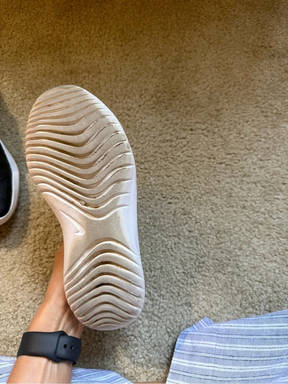Nike Youth Slip-On Sneakers - Black & White
